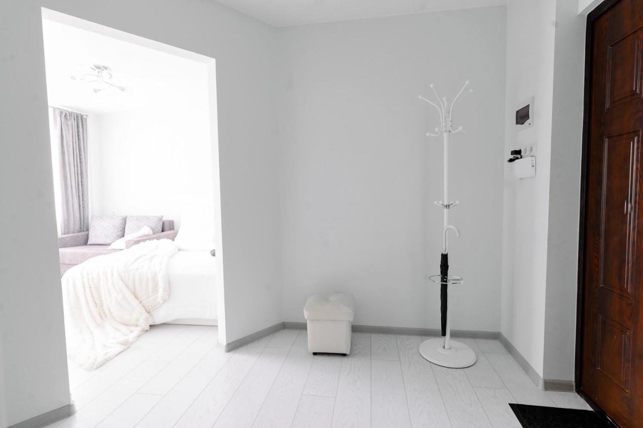 Paulmarie Apartments On Gor'Kogo 41 Bobruisk Bagian luar foto
